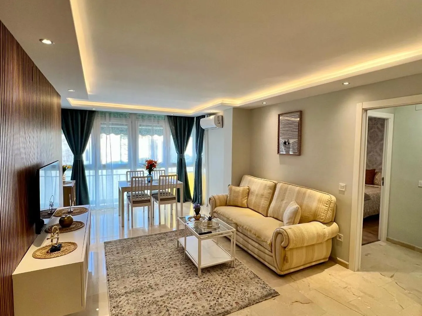 Apartamentos Prestige Suites Malaga IV 0*,